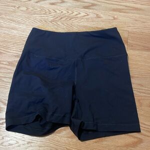 90 degrees biker shorts
